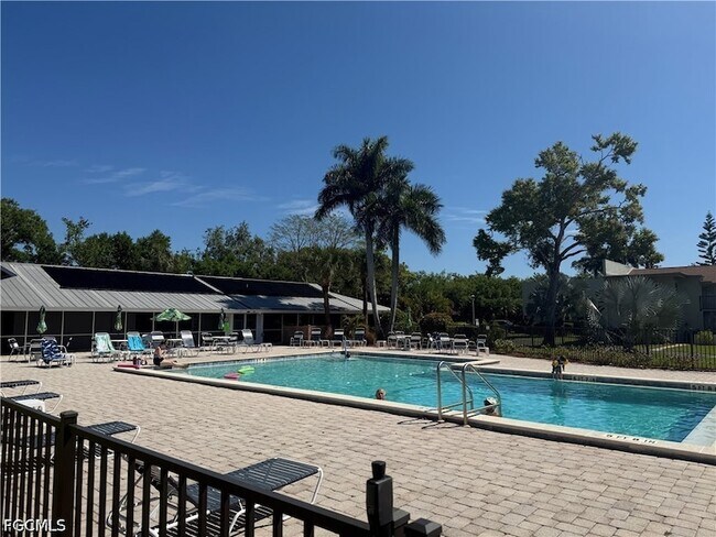 Building Photo - 7400 College Pkwy