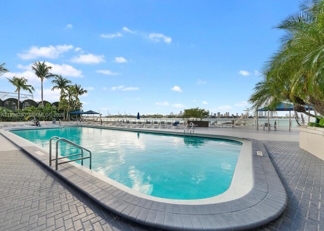 Building Photo - 1200 West Ave