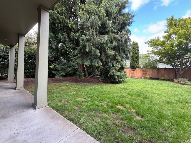 Building Photo - 1723-1727 SE Nehalem St