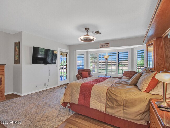 Building Photo - 9343 W Escuda Dr
