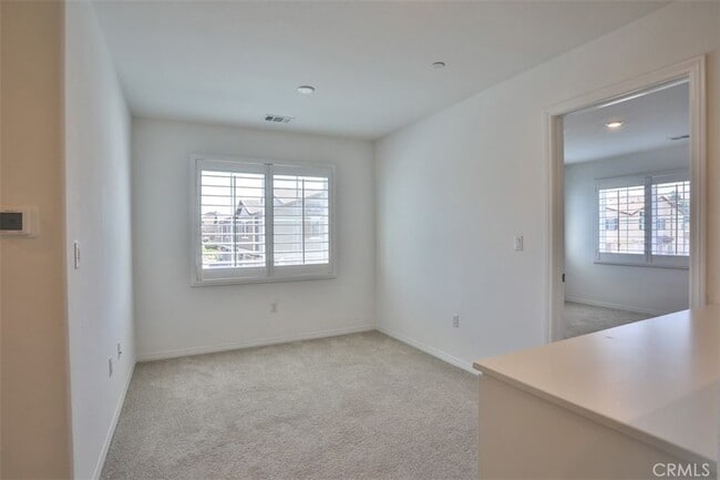 Building Photo - 7419 Olive Grv St