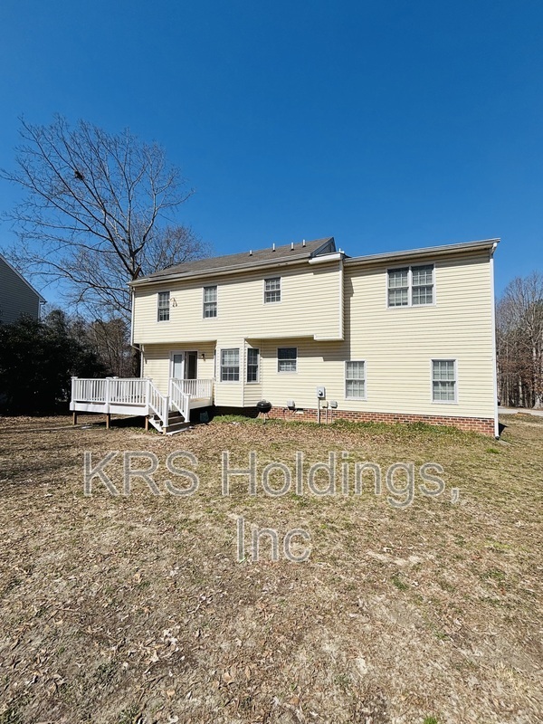 Building Photo - 9407 Lockberry Ridge Loop