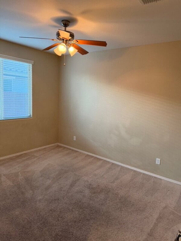 Building Photo - 2764 E Cherry Hill Dr