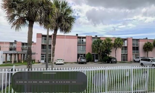 Building Photo - 19805 SW 114th Ave