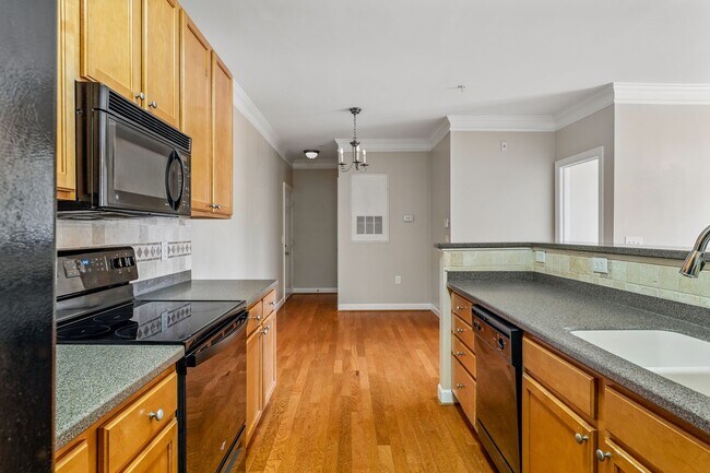 Building Photo - 2 bedroom at Brookside Condos