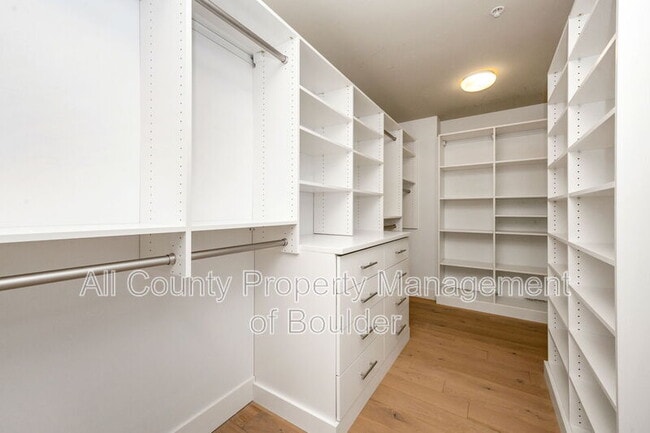 Building Photo - 3401 Arapahoe Ave