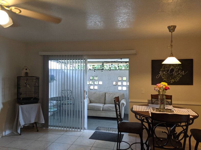 Living to Patio - 229 Everest Pt