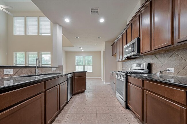 Building Photo - 26027 Chapman Falls Dr