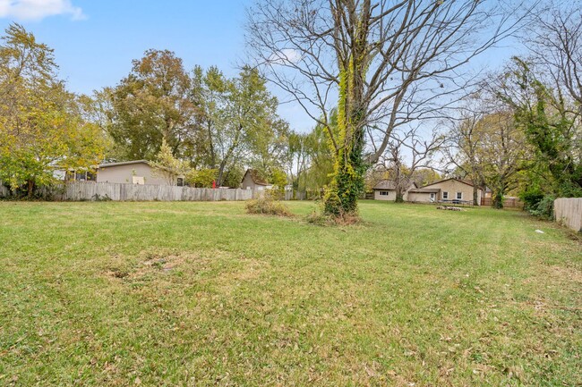 Building Photo - Beautifully Remodeled 4 Bedroom 2 bath Home