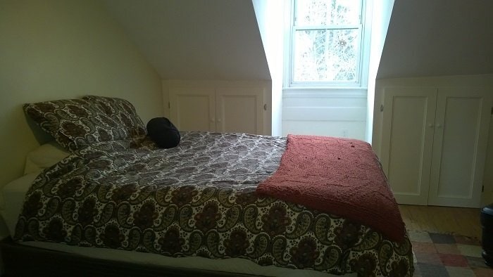 Building Photo - 1094 Woodbury Ave