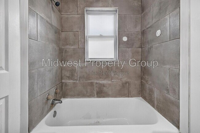 Building Photo - 5344 Colton Dr