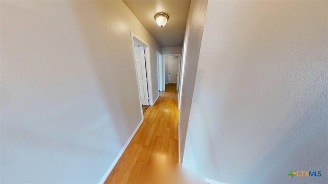 Building Photo - 601 Cattail Cir