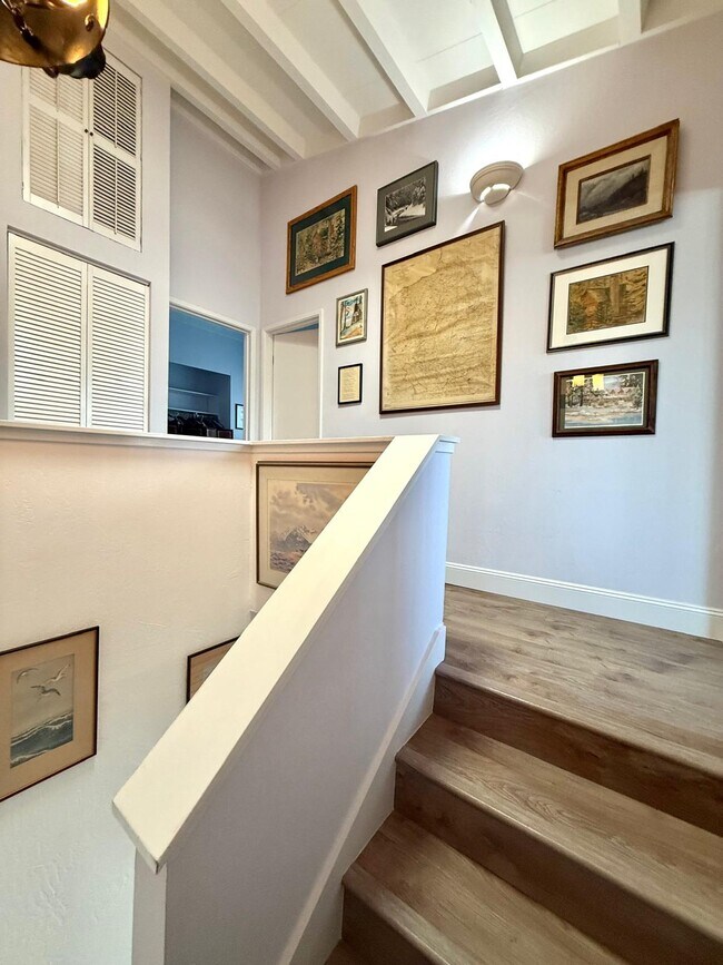 Building Photo - 39 Porto Bello Dr