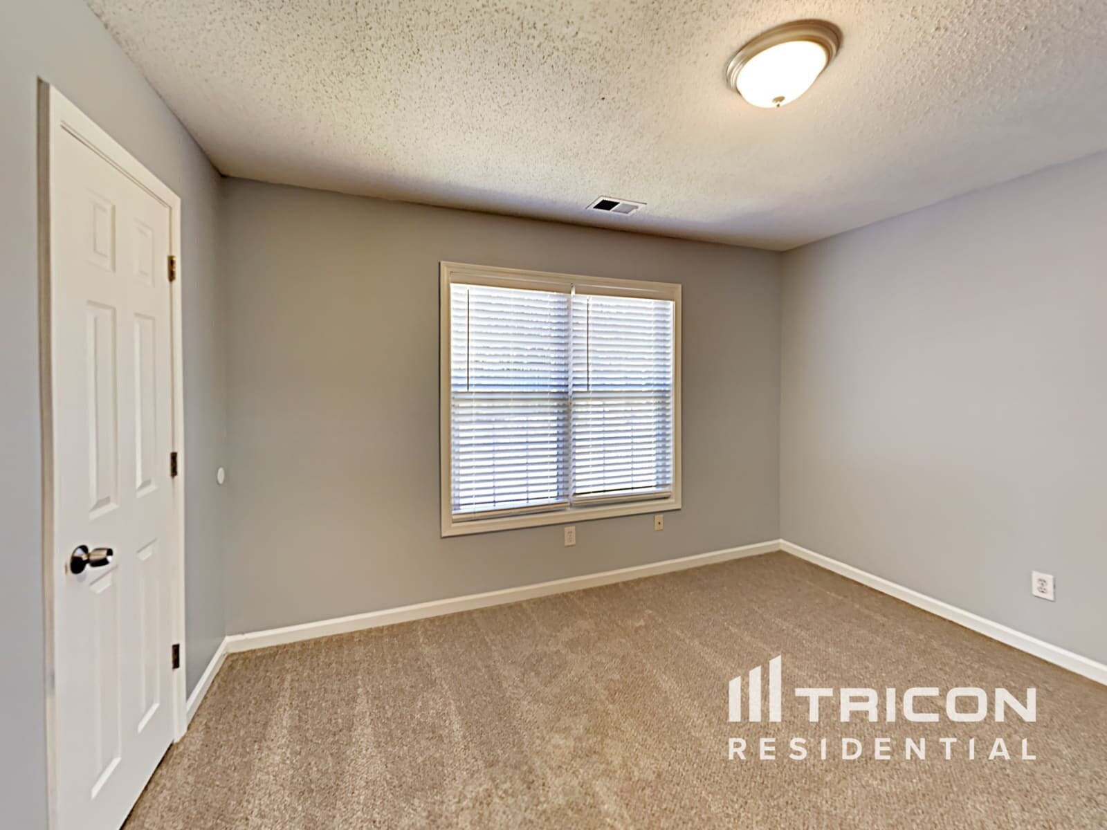 Building Photo - 4921 Baker Plantation Way