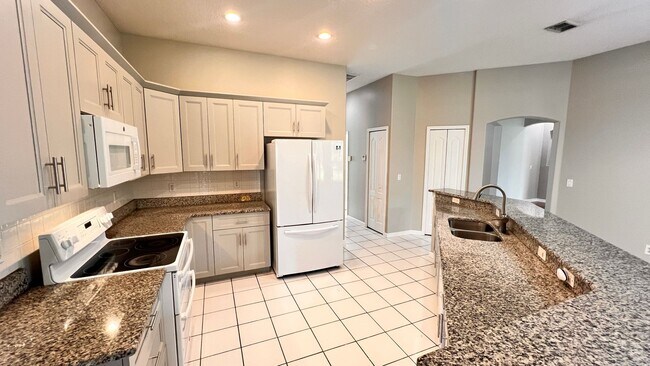 Building Photo - Spacious 4BR Home in Winter Springs | 2,874 Sq Ft | Pet-Friendly | Near Park & Playground