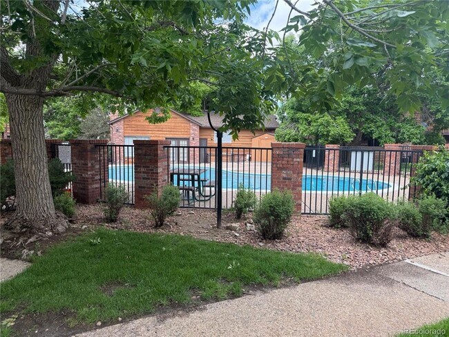 Building Photo - 2261 S Buckley Rd