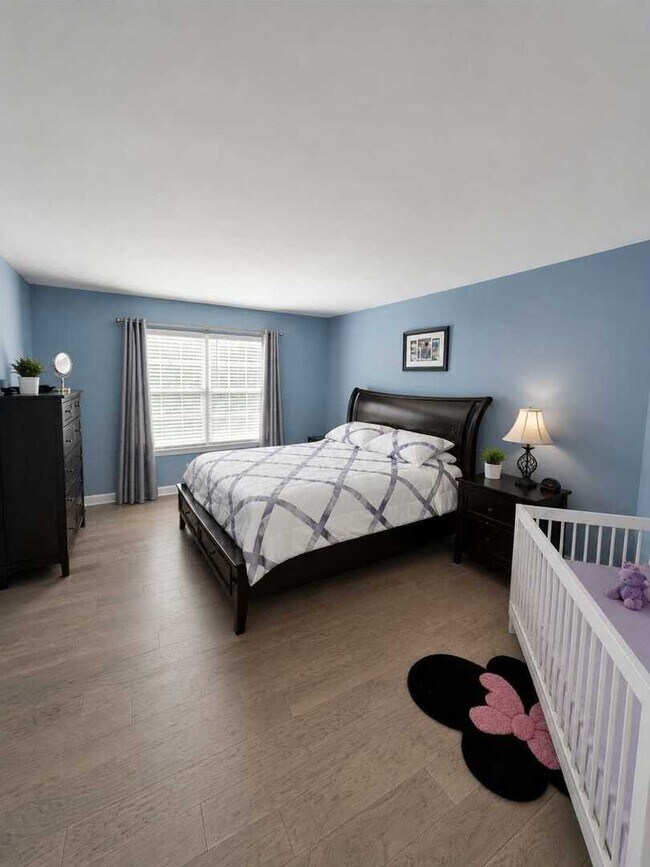 Building Photo - 339 Wedgewood Cir