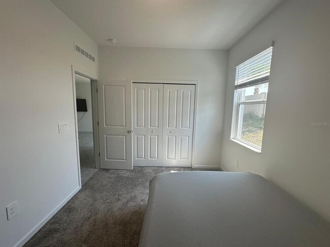 Building Photo - 2075 Punch Bowl Ave
