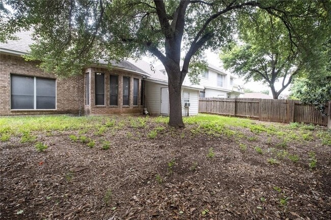 Building Photo - 13556 Anarosa Loop