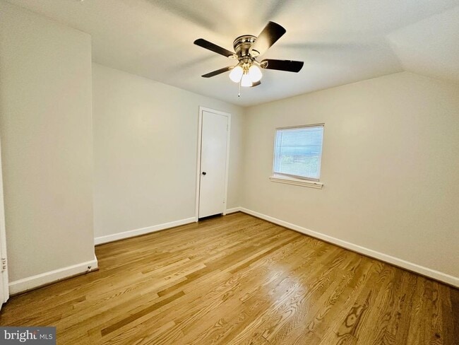 Building Photo - 2500 Lake Ave