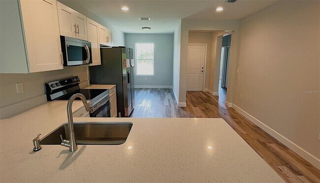 Building Photo - 12258 Henley Ave