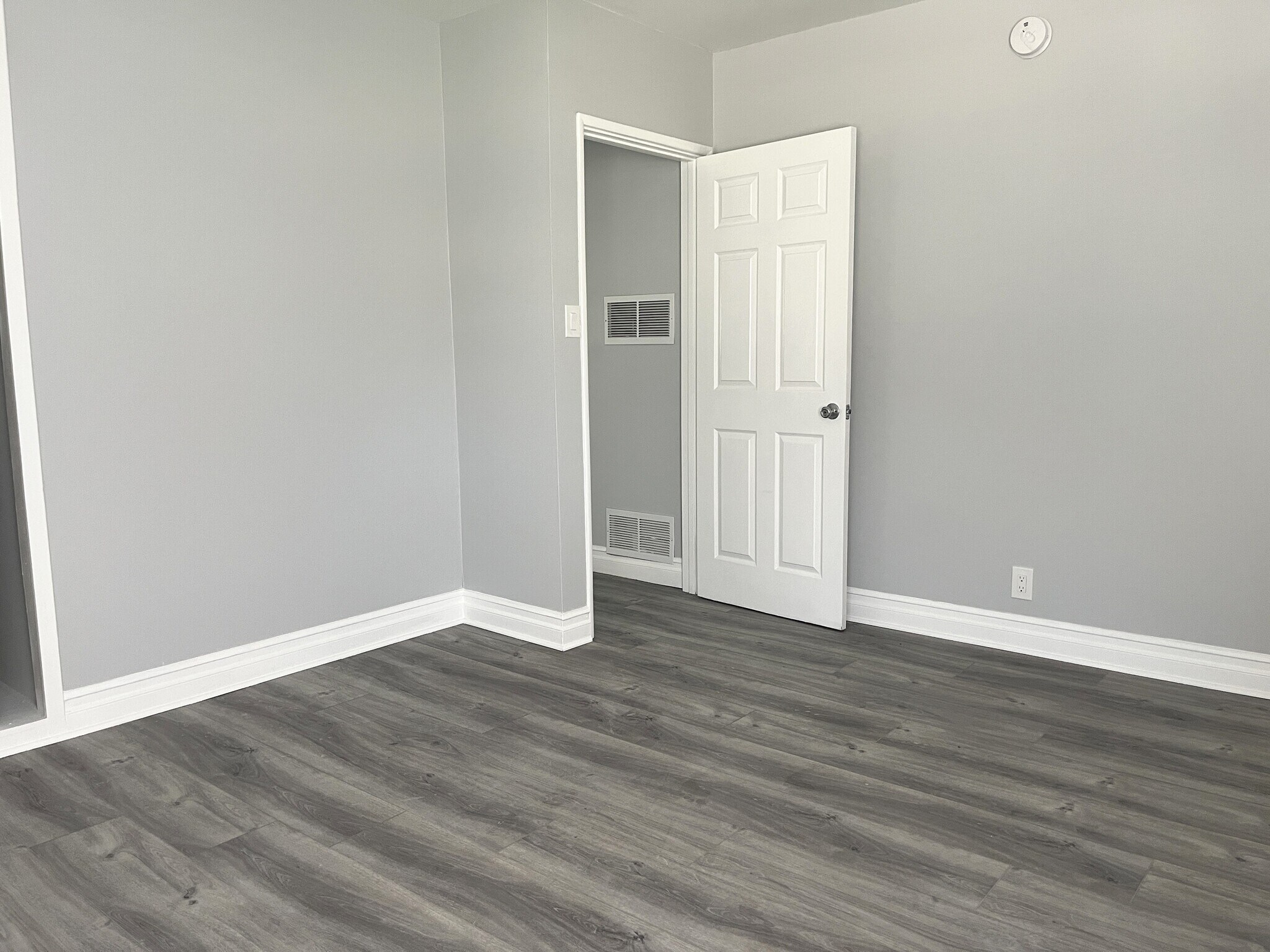 Building Photo - 5444 Colfax Ave