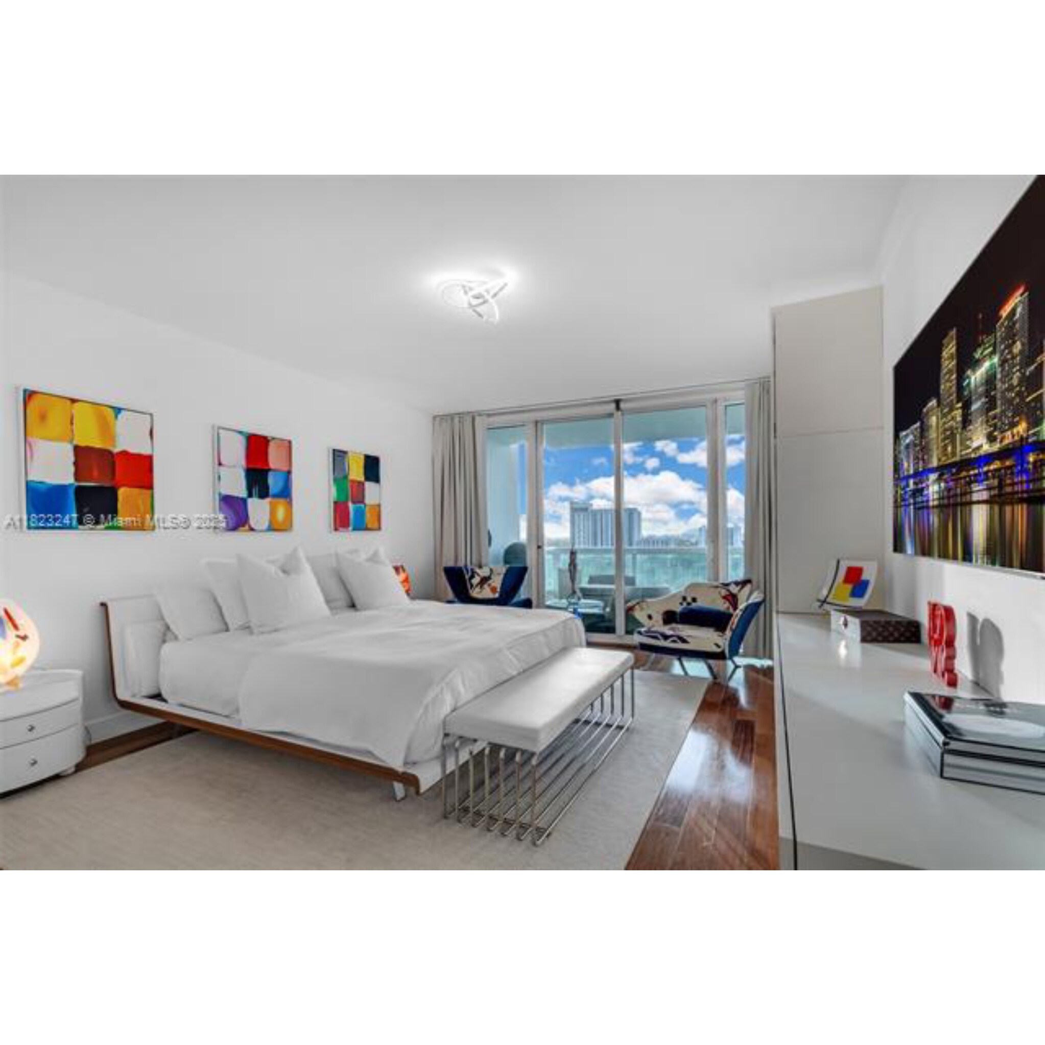 Building Photo - 1643 Brickell Ave