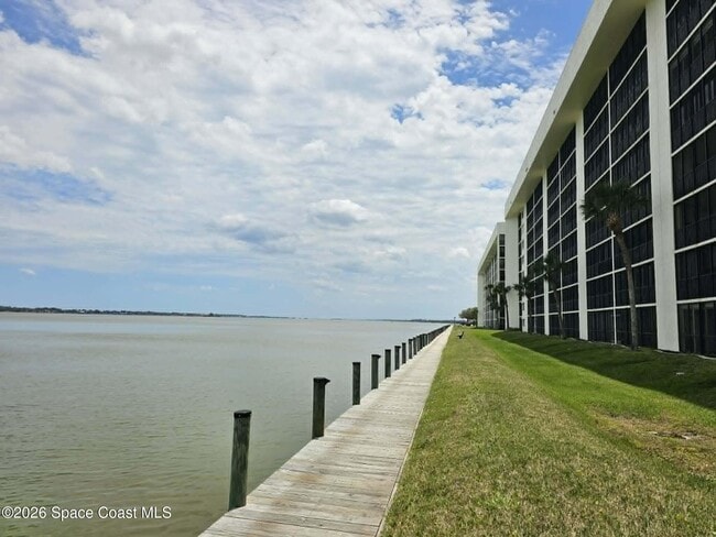 Building Photo - 250 S Sykes Creek Pkwy
