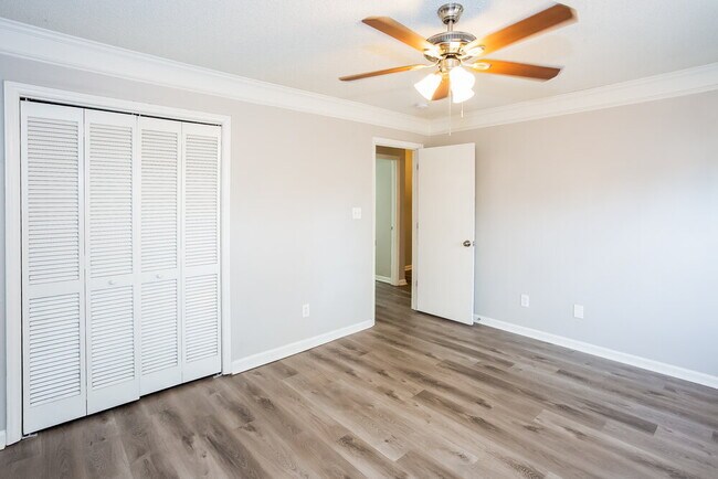 Building Photo - 9147 Moss Cove Ct