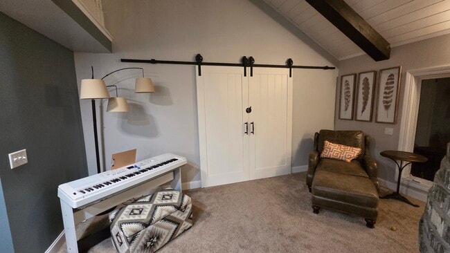 Building Photo - 9500 Fox Valley Dr