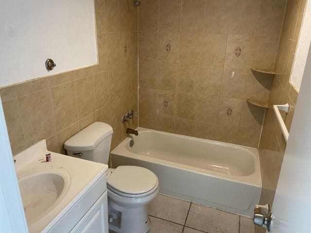 Building Photo - 8502 NW 35th St