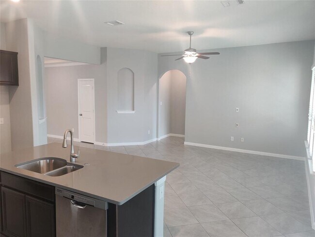 Building Photo - 3332 Lauren Nicole Ln