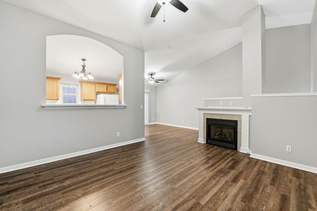 Building Photo - 1275 Penny Ln