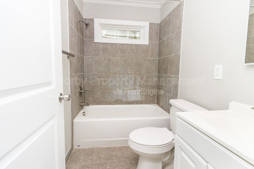 Building Photo - 3629 Thrushwood Dr