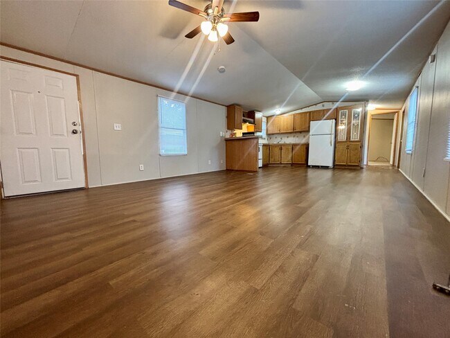 Building Photo - 13295 Pecan Tree Dr