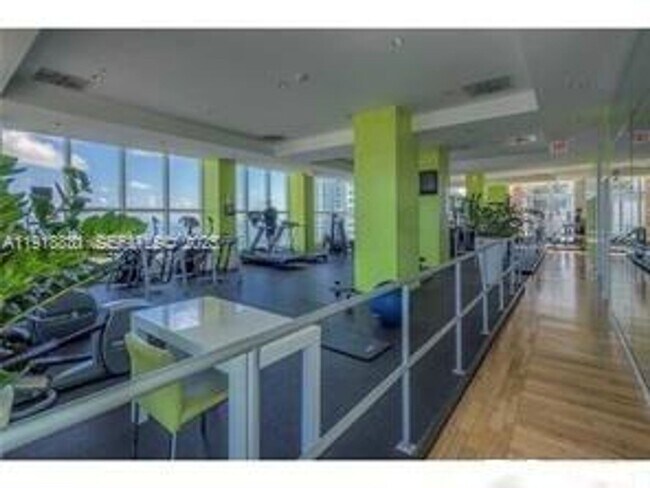 Building Photo - 133 NE 2nd Ave