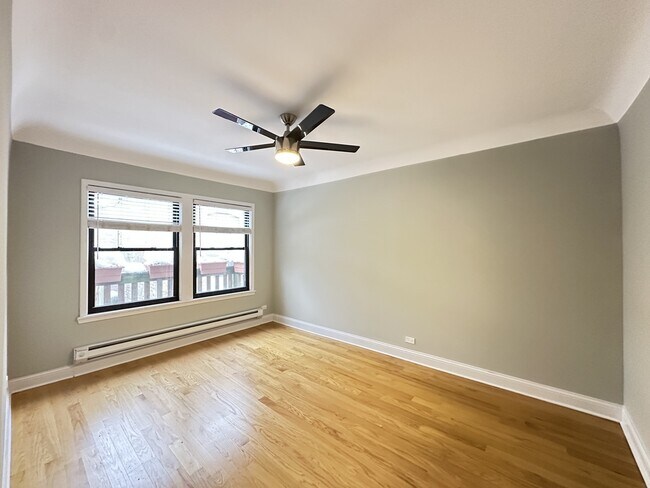 Building Photo - 550 Chestnut St