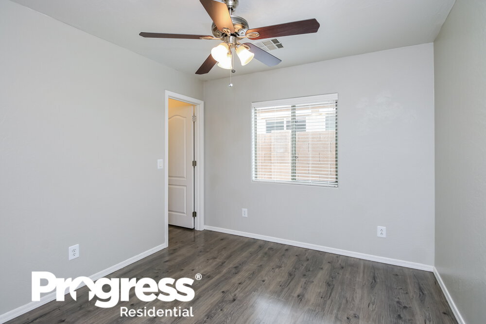 Building Photo - 22272 E Via del Rancho