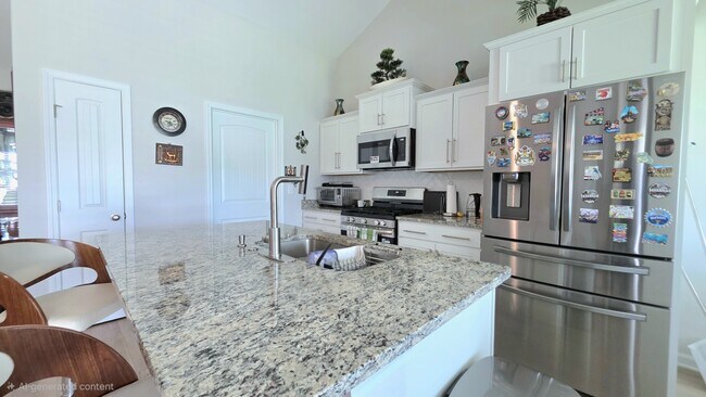 Building Photo - 506 Woodside Dr