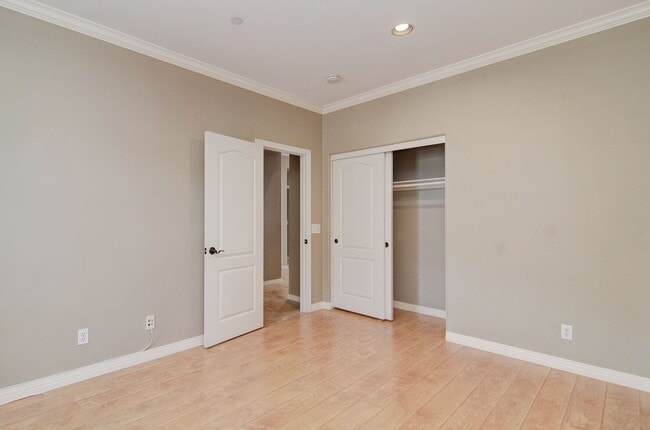 Building Photo - Stunning Upgraded Home in Irvine’s Premier Woodbury Community