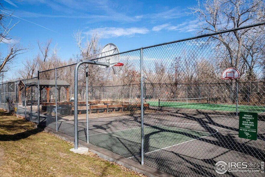 Building Photo - 2835 Springdale Ln