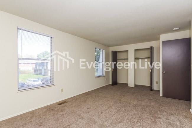 Building Photo - 7761 Mt Hood