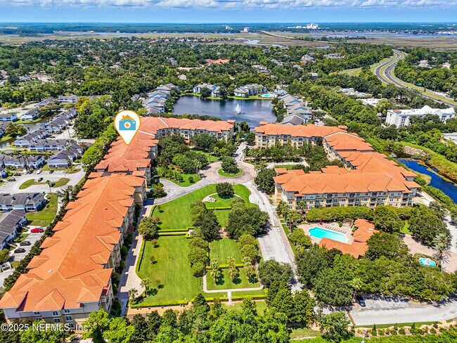 Building Photo - 4300 S Beach Pkwy