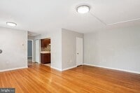 Building Photo - 1100 Tyson Ave