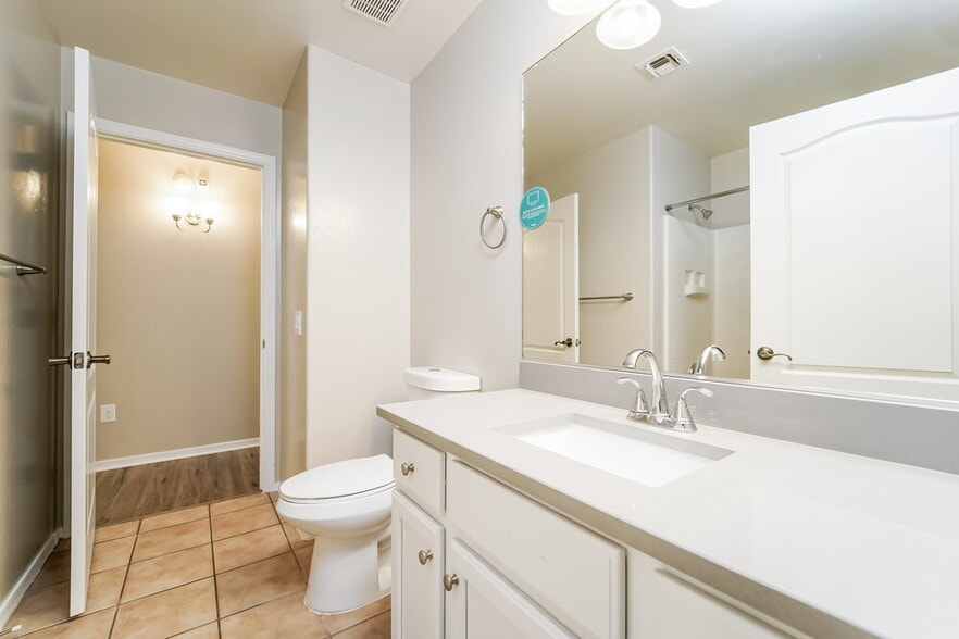 Building Photo - 6821 W Copperwood Way