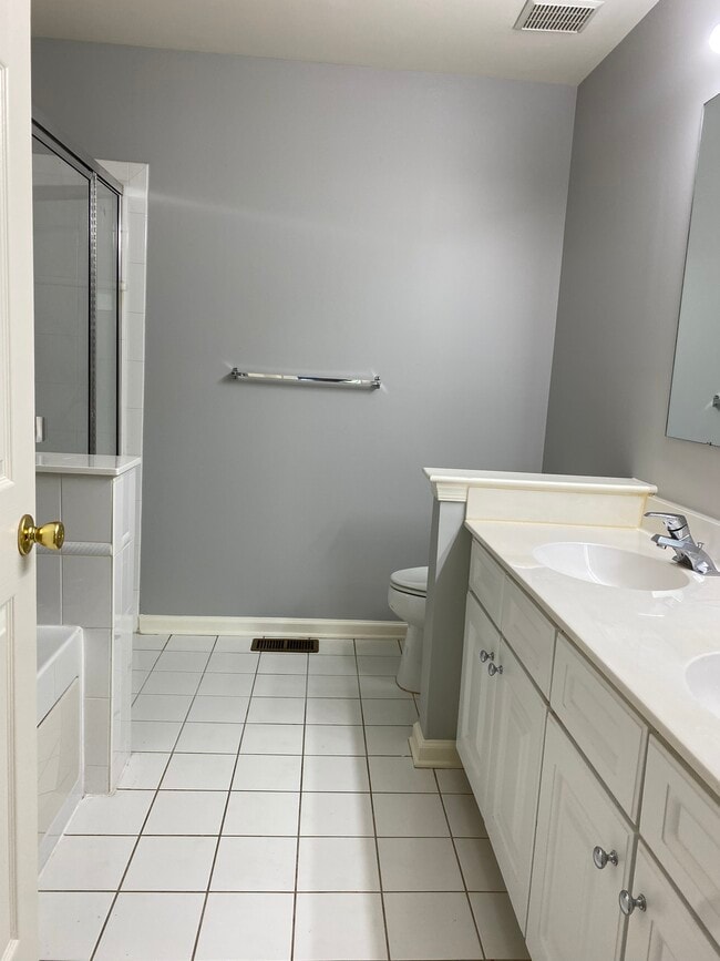 Primary BR Bath - 258 Riverwalk Way