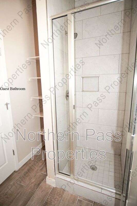 Building Photo - 13094 Castleford Ln