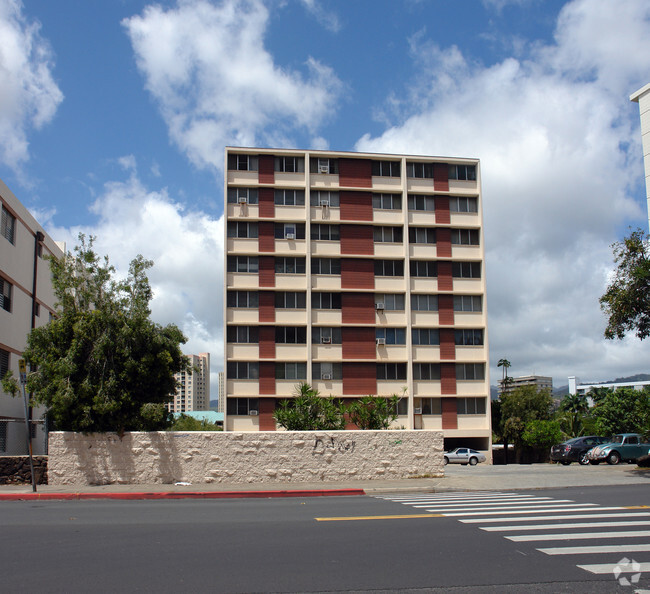 Building Photo - 2950 Ala Ilima St