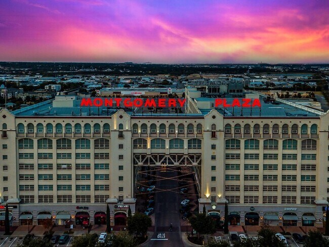 Primary Photo - Come Live in Historic Montgomery Plaza- East Tower- 2 bed, 2 bath- 76107