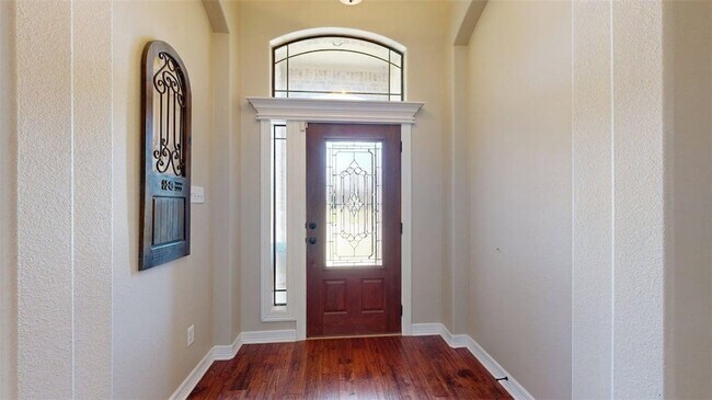 Building Photo - 3900 Latinne Ln